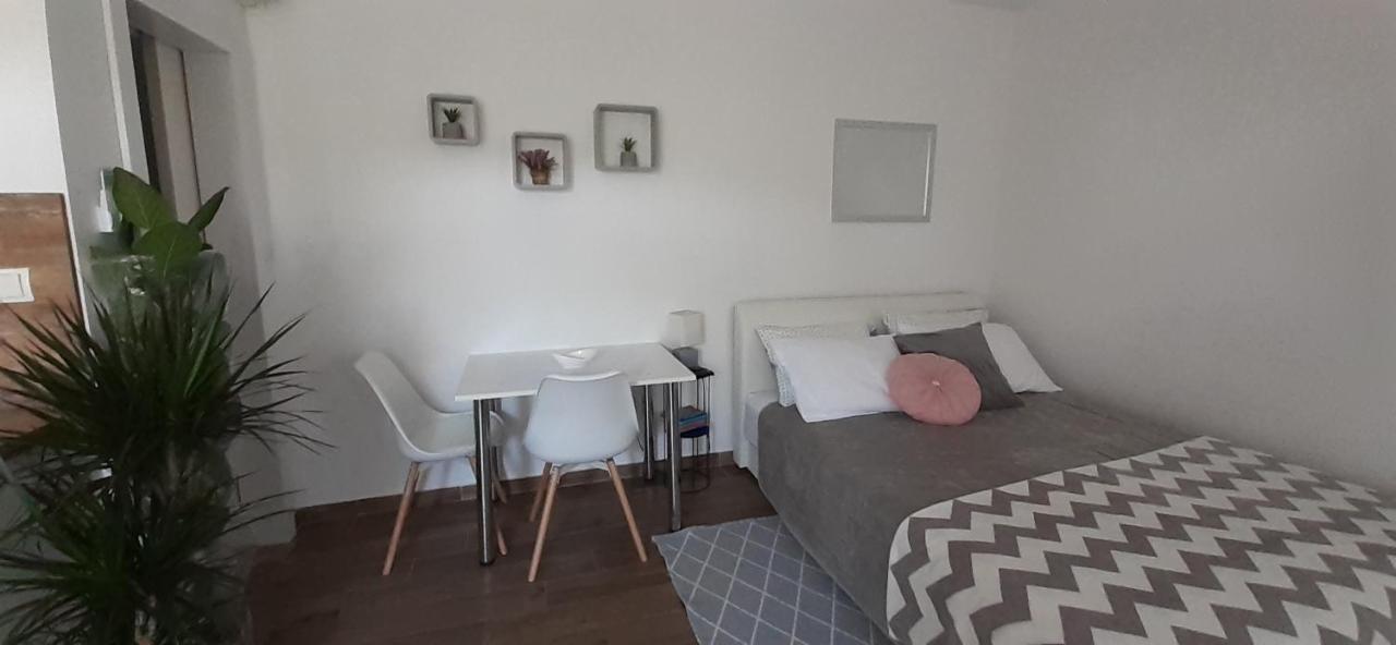 Studio Bianca - Studio With Terrace Near The Sea Sukošan Екстериор снимка