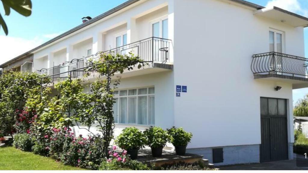 Studio Bianca - Studio With Terrace Near The Sea Sukošan Екстериор снимка